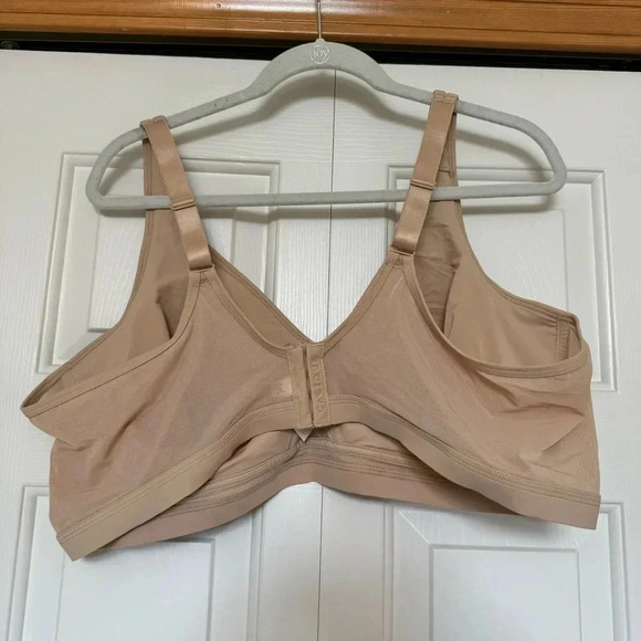 Cacique unLined No Wire Bra - Picture 2 of 8